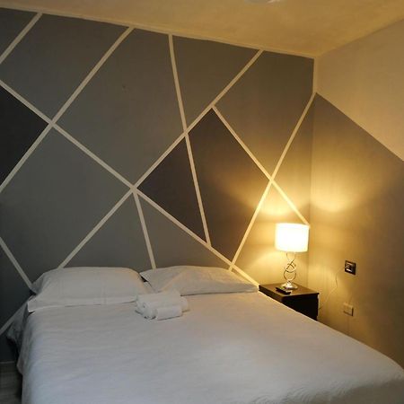 Easy Home - Piazza Del Popolo Ascoli Piceno Exteriör bild