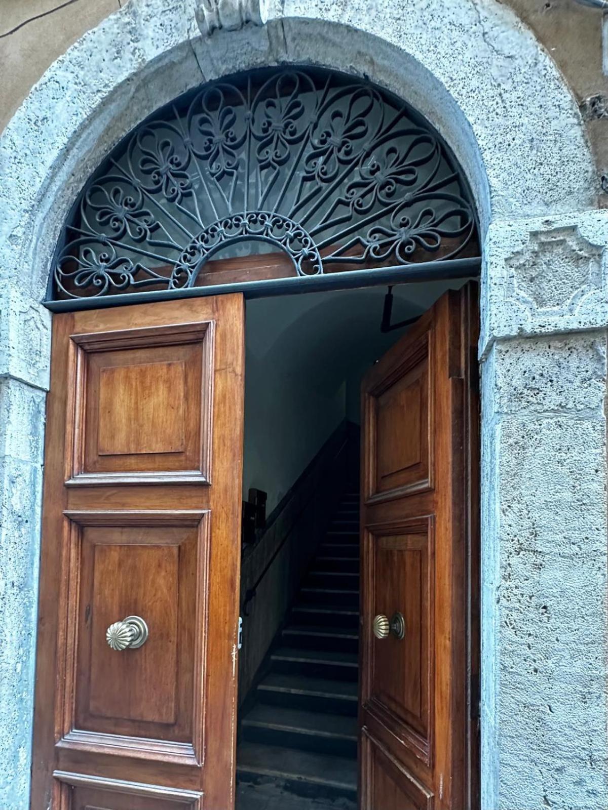 Easy Home - Piazza Del Popolo Ascoli Piceno Exteriör bild